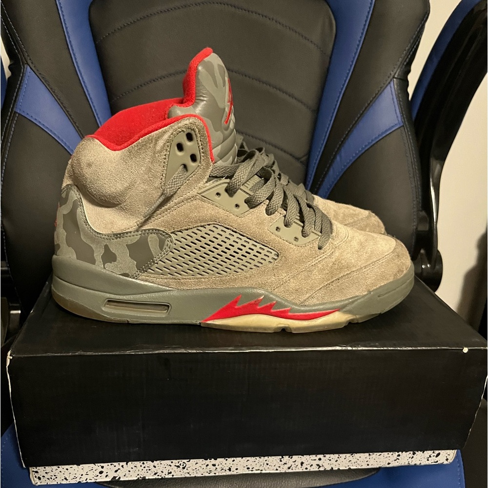 Air Jordan Retro 5 Camo